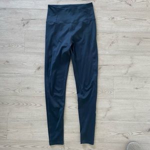 Girlfriend collective navy leggings- small